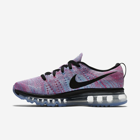Nike Shoes - ISO Nike Flyknit Max